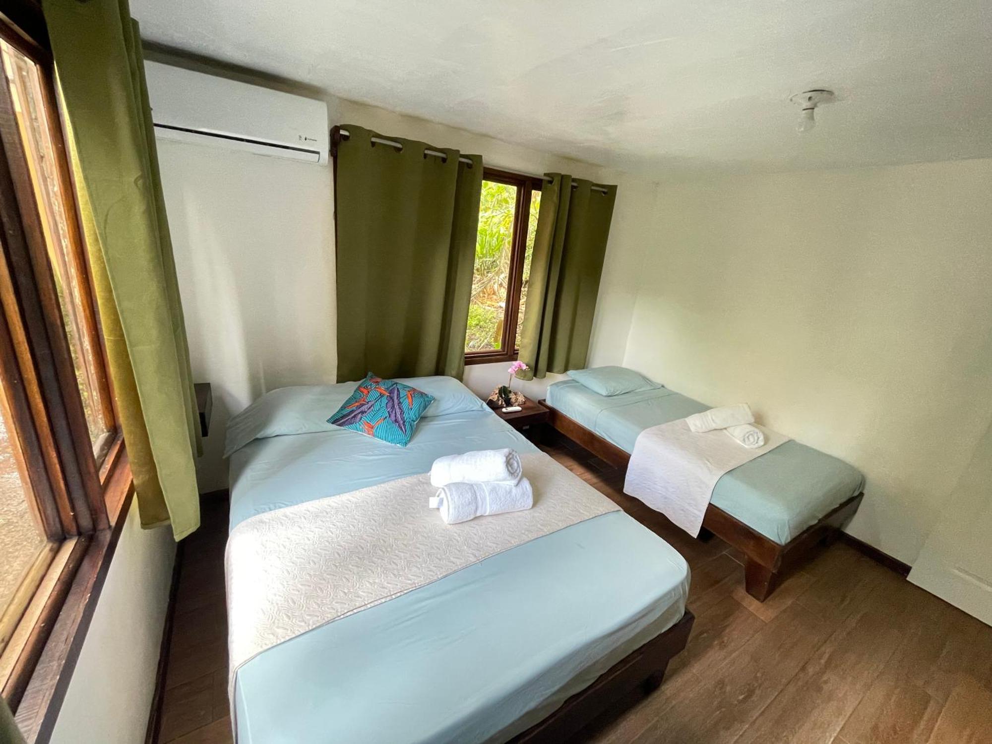Casa Jaguar Tortuguero Villa Eksteriør bilde